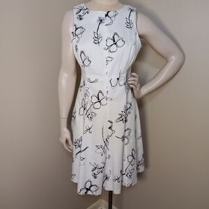 Classic! CHAPS Fit And Flare White Sleeveless Dress Black Flower Butterfly Sz 10